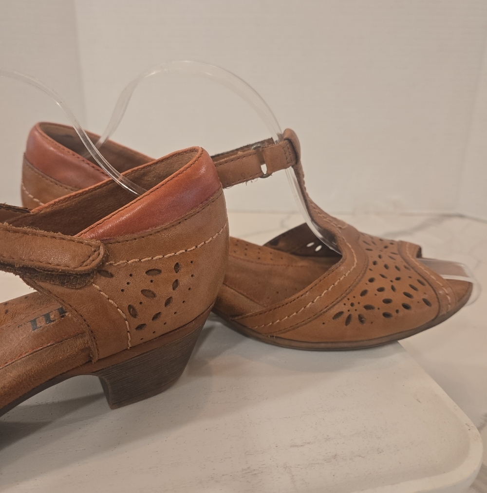 Cobb Hill Leather Eyelet Open Toe Mary Jane Kitten Heel Sandals Boho Brown 8.5 - Picture 4 of 8